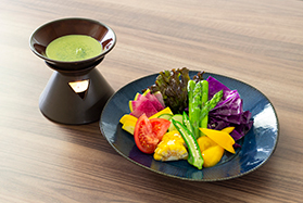 彩り野菜の茶~ニャカウダ