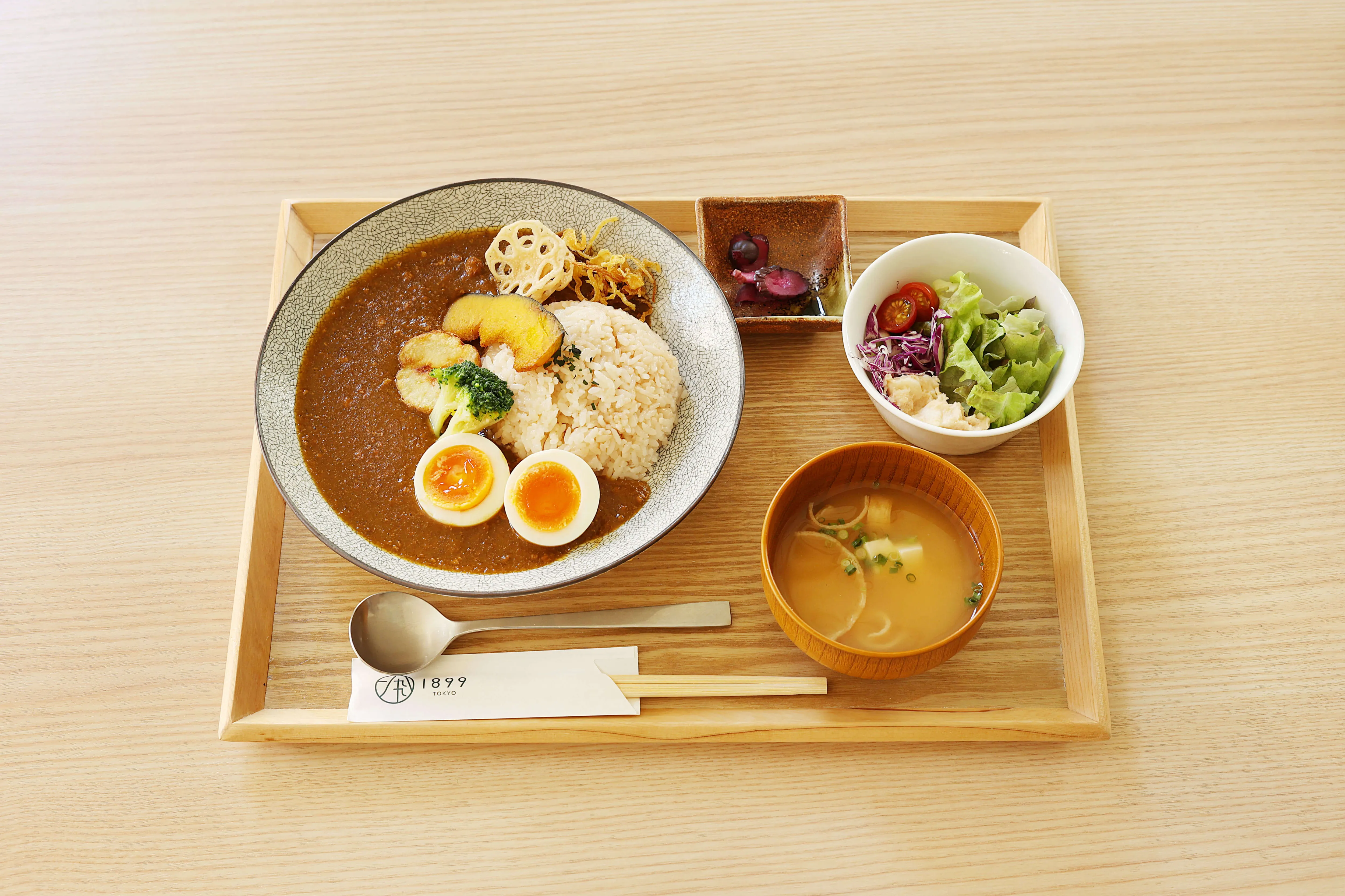 1899和出汁キーマカレー