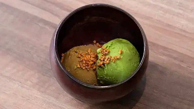 TWO KINDS ASSORTED ICE CREAM