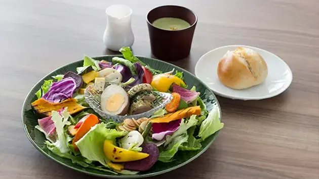 1899 Salad Lunch